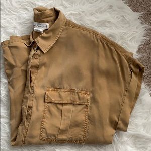 H&M soft oversized tan khaki safari shirt button